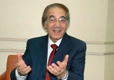 محمود ياسين