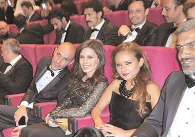 ابطال فيلم اشتباك فى كان