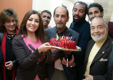 احتفلت المطربة التونسية لطيفة، بعيد ميلاد الفنان هشام سليم