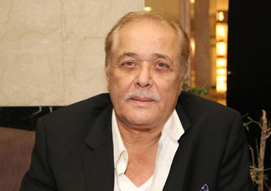محمود عبد العزيز
