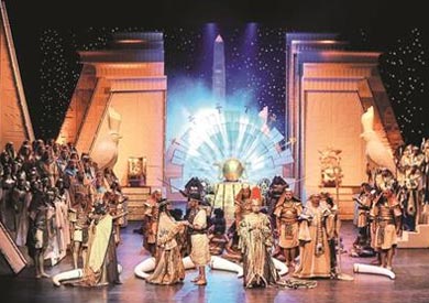 عايدة على المسرح الكبير