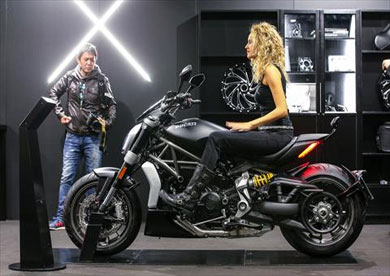 XDiavel دراجة دوكاتى المحورية فى معرض EICMA