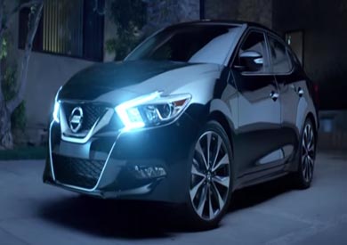 سيارة نيسان