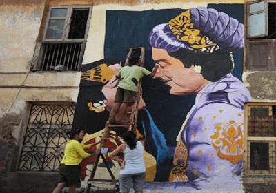 جدارية اناركالى فى حى باندرا بالهند