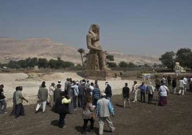 تمثال الفرعون أمنحتب الثالث فى الأقصر ارشيفية