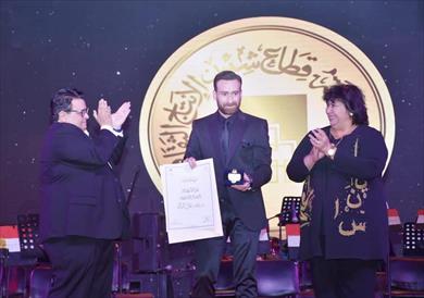 وزيرة الثقافة تكرم أبطال أكتوبر وتسلم جوائز مسابقة «أنا المصري»