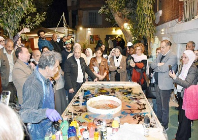 محمد عبلة في معرضه «الرسم على الماء»