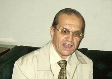 الكاتب والروائي الكبير فؤاد قنديل