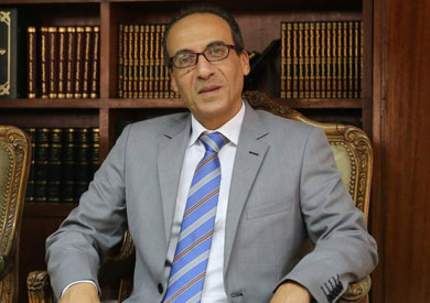 رئيس الهيئة العامة المصرية للكتاب الدكتور هيثم الحاج علي