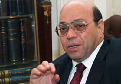 الدكتور  شاكر عبد الحميد وزير الثقافة الأسبق