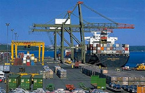 وصول 6500 طن بوتاجاز إلى ميناء الزيتيات بالسويس