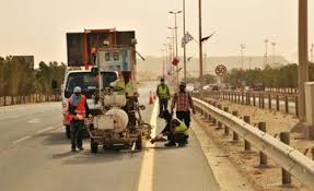 «المرور»: الانتهاء من تسوية الطريق أمام أكاديمية الشرطة بعد كسر ماسورة مياه