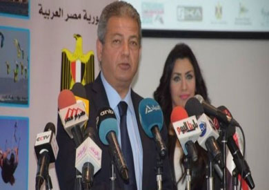 خالد عبد العزيز، وزير الشباب والرياضة