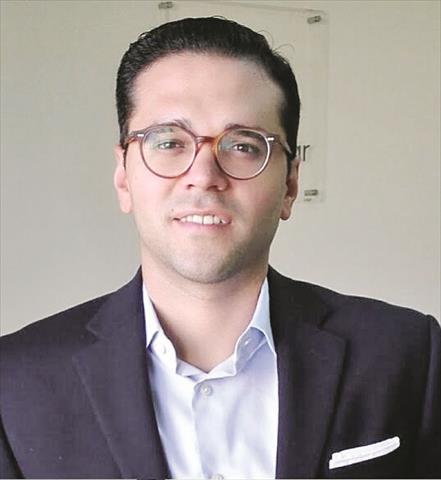 حاتم توفيق