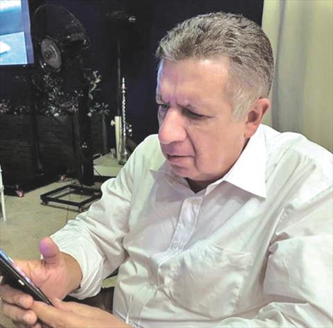 عمرو كمال