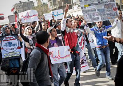 عدم حدوث أعمال عنف في ذكري الثورة خلق نظرة إيجابية لدي المستثمرين     تصوير: إيمان هلال