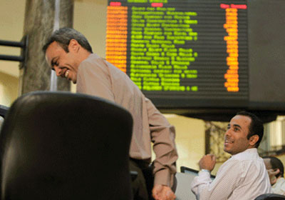البورصة تكسب 4.5 مليار جنيه في منتصف الجلسة
