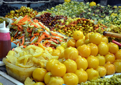 أحد المتاجر الغذائية بالعاصمة المغربية “الرباط”