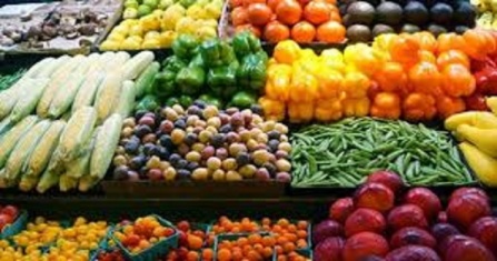 «الزراعة» تستعد لرمضان بتخفيضات 15% للخضروات واللحوم والبقوليات