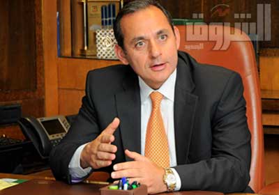 هشام عكاشة القائم بعمل رئيس البنك الأهلي