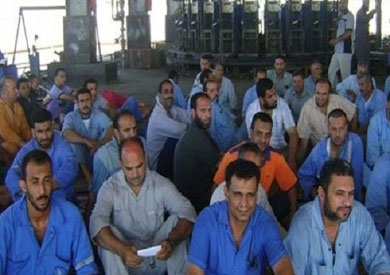 وقفة احتجاجية لعمال «الكوك