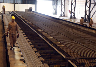 الحكومة تفرض رسوما جديدة على مصانع الحديد <br/>رويترز