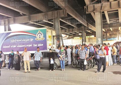 منفذ بيع لحوم ومنتجات القوات المسلحة تصوير احمد عبد الفتاح