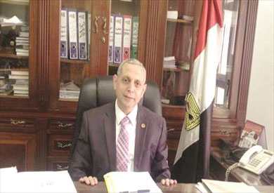 مجدى عبدالعزيز رئيس مصلحة الجمارك