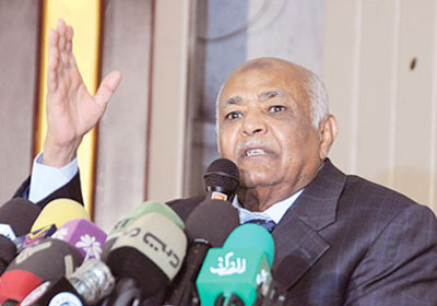 محمد سالم باسندوة رئيس مجلس الوزراء اليمني
