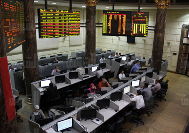 تباين أداء البورصة في ختام تعاملات اليوم.. وانخفاض مؤشرها الرئيسي بـ0.91%
