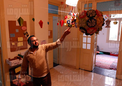 أحمد يسري يحكي لـ«الشروق» عن تجربة تأسيس «يمكن» - تصوير: هبة خليفة