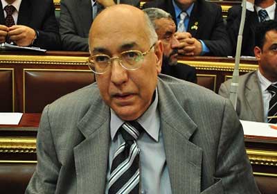 ممتاز السعيد وزير المالية