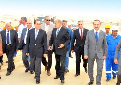 جولة لوزير البترول لمحافظة المنيا
