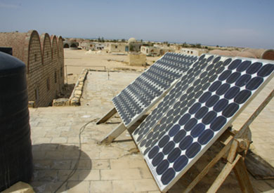الطاقة الشمسية تحتاج لجزء من دعم الطاقة في موازنة الدولة - تصوير: محمد الميموني