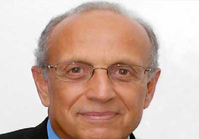 الدكتور محمد سالم وزير الاتصالات وتكنولوجيا المعلومات رئيس الوفد المصري في اجتماعات الربيع العربي للبنك الدولي