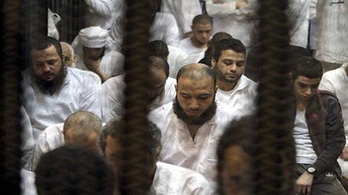 حبس أمين ورقيب شرطة في واقعة هروب متهم «كتائب حلوان» 4 أيام