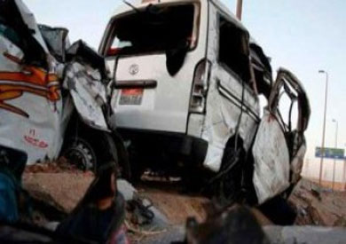 إصابة 13 في حادث تصادم على الطريق الزراعي بسوهاج
