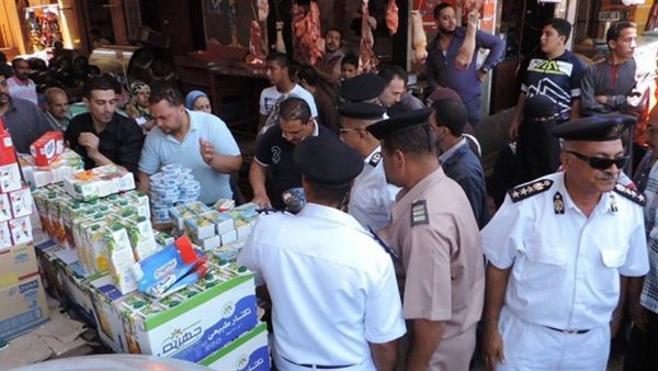 تحرير 56 قضية تموينية في حملة بالمنيا
