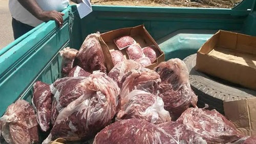 ضبط 6 أطنان سكر وأرز ولحوم غير صالحة للاستهلاك الآدمي في البحيرة
