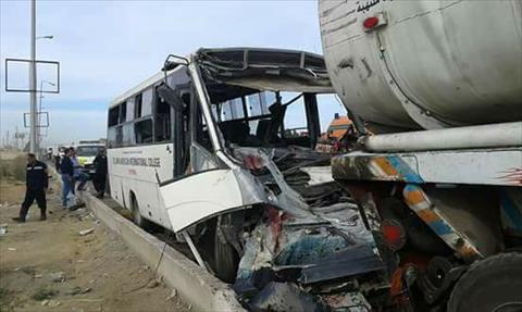 حادث أتوبيس مدرسي بطريق السويس الصحراوي