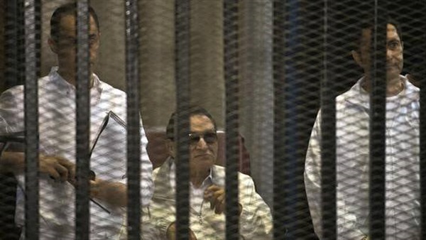 تأجيل استشكال مبارك ونجليه لرفع الحجز عن 61 مليون جنيه بـ«المقاصة» لـ 6 أبريل