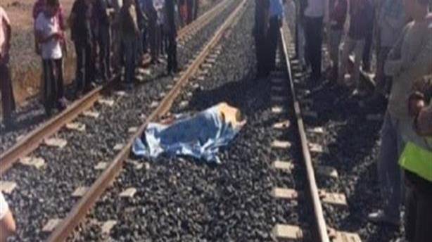 مصرع شاب صدمه قطار أثناء عبوره بمزلقان البدرشين