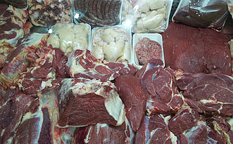 ضبط 3 جزارين يبيعون لحوما مجمدة باعتبارها «بلدي» ببورسعيد