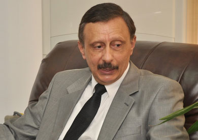 أحمد نجيب شرف إبراهيم، رئيس هيئة موانئ بورسعيد السابق