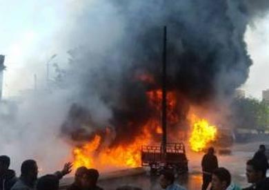 اشتعال حريق بثلاث سيارات - ارشيفية