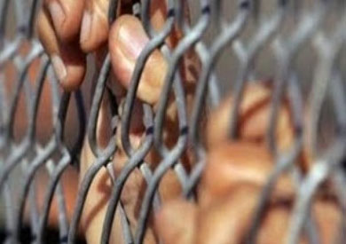 حبس شخص 15 يوما بتهمة اقتحام مركز شرطة أبشواى-ارشيفية