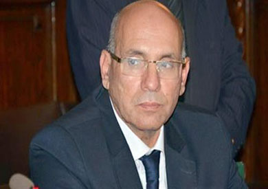وزير الزراعة السابق صلاح هلال
