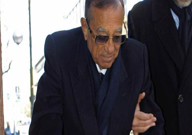 رجل الأعمال الهارب إلى إسبانيا، حسين سالم