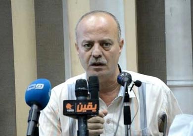 الأمين العام لنقابة الأطباء الدكتور إيهاب الطاهر