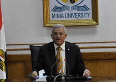 الدكتور جمال الدين علي أبو المجد رئيس جامعة المنيا